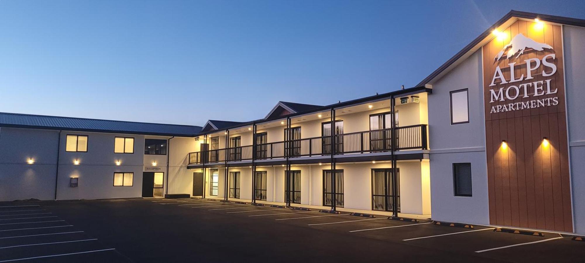 Alps Motel & Apartments Twizel Esterno foto